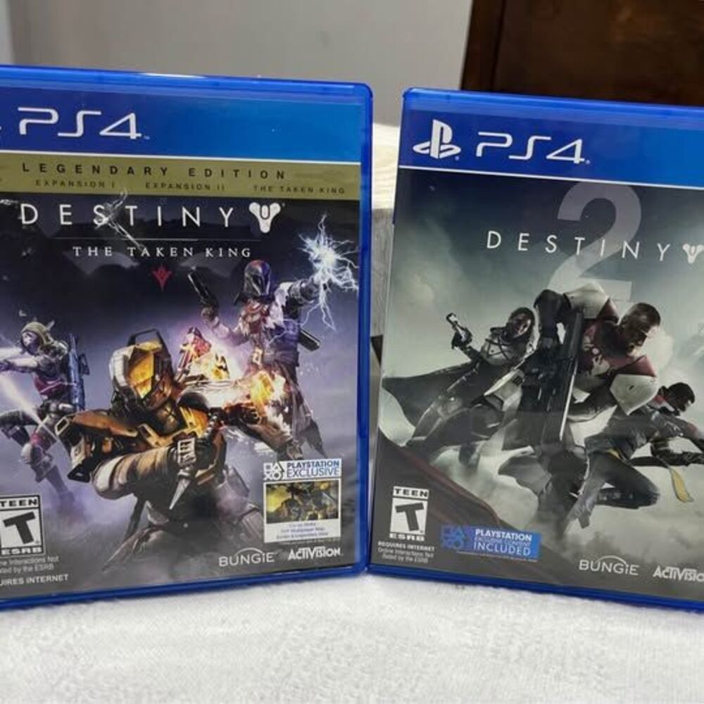 PS4 Destiny Lot - Destiny: The Taken King - Legendary Edition and Destiny 2
